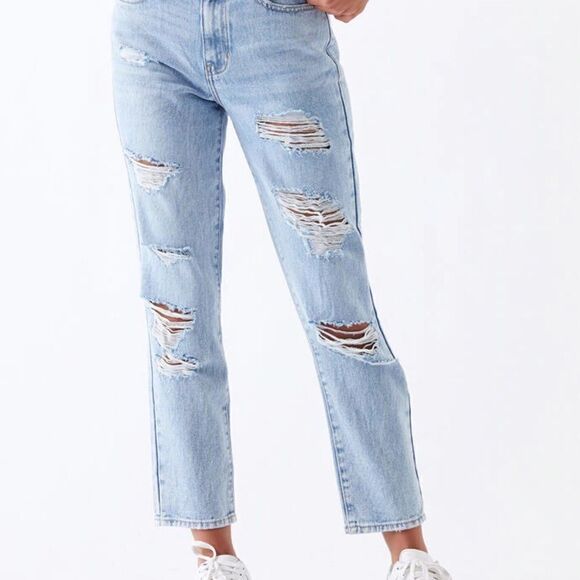 PacSun Light Wash Distressed Mom Jeans Size 30 - Picture 1 of 9